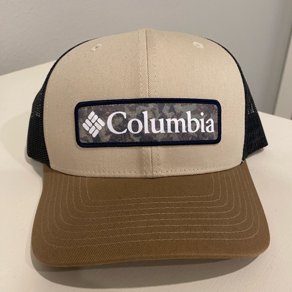 Columbia trucker style hat